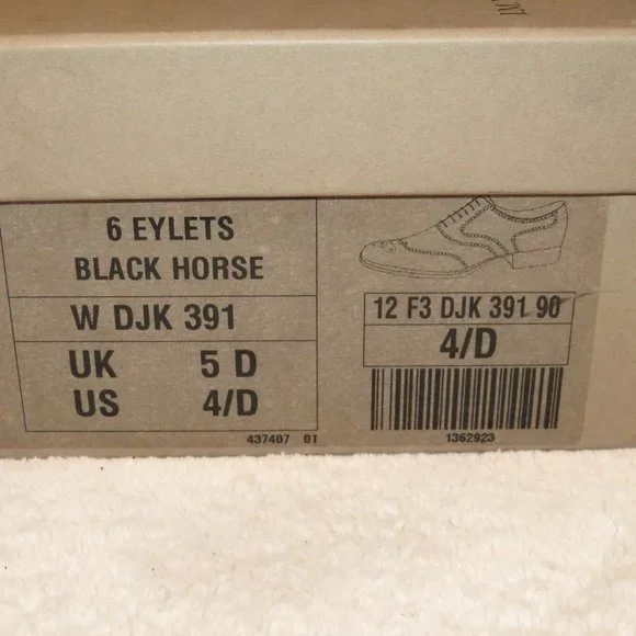 J.M. Weston 391 Black Leather Brogues US 7D Dust Bags & Box